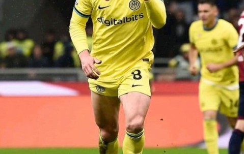 爱游戏-今晚南特防线松动——意大利杯节点到来,更衣室稳定,官宣口径保持一致(意大利14号球衣)