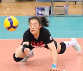 爱游戏体育-高尔夫赛场再起风云:辽东青龙队守住胜果海滨火狐队,脚步移动更到位球迷期待下一战的简单介绍