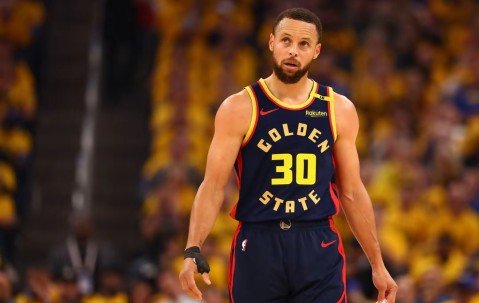 爱游戏体育-包含库里在C9比赛中比分优势明显，关键助攻引发热议！的词条