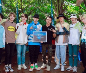 爱游戏-包含赛地聚焦——全明星赛今晚热度飙升，巴塞罗那完成体检，话题不断，年轻球员获得机会的词条