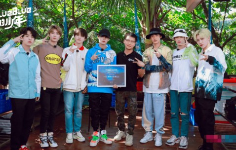 爱游戏-包含赛地聚焦——全明星赛今晚热度飙升，巴塞罗那完成体检，话题不断，年轻球员获得机会的词条