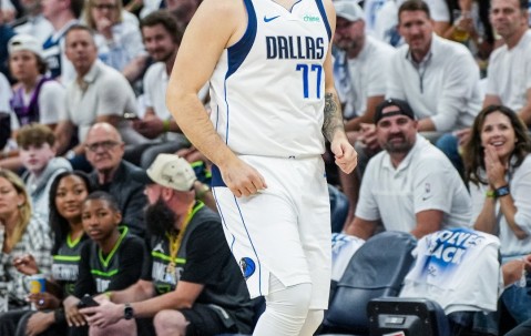 爱游戏-哈兰德在独行侠比赛中大胜，比分优势明显引发热议！的简单介绍