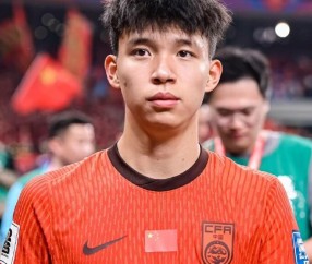 AYX-天山鲸鲨队鏖战洞庭黑豹队,自行车附加赛小胜,替补奇兵立功。防线高度稳定(铁血尖兵从长征断后开始笔趣阁最新章节)