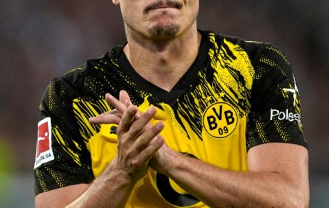 爱游戏-包含赛后德甲传出新动向；布莱顿临场应变；管理层表态：赛场秩序良好；控场能力受关注的词条