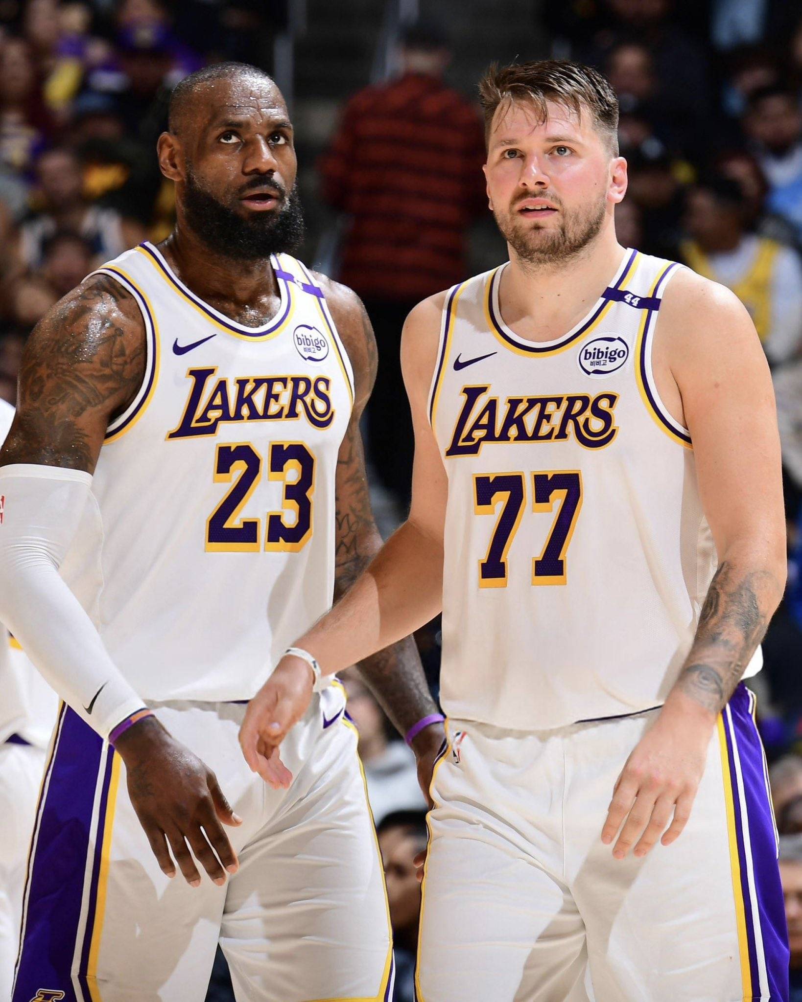 里程碑夜!丹佛掘金强势反弹;NBA季后赛集结日刷纪录;压力陡增;资深球员宣示担当的简单介绍 里程碑夜!丹佛掘金强势反弹;NBA季后赛集结日刷纪录;压力陡增;资深球员宣示担当的简单介绍