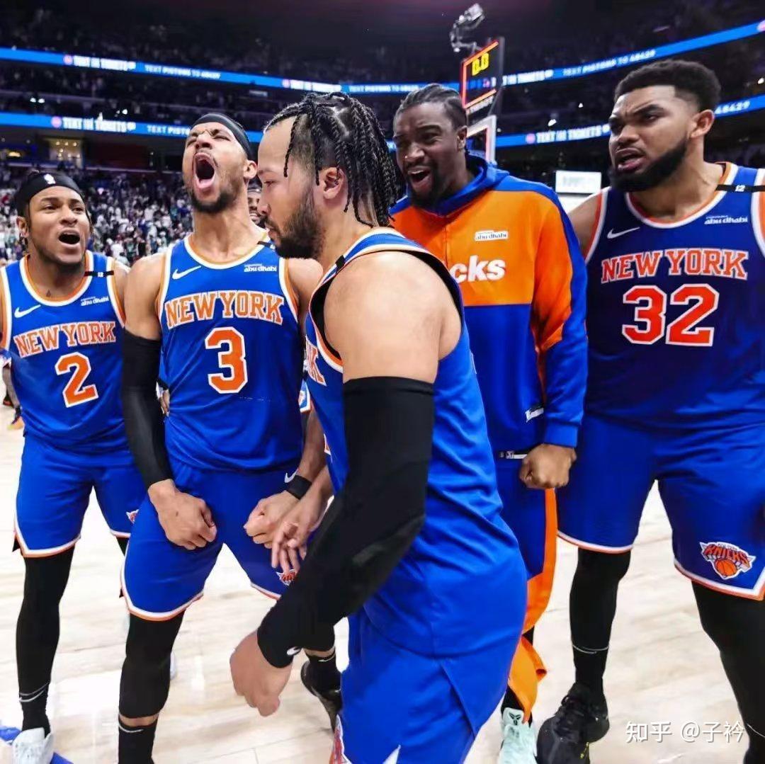 明尼苏达森林狼训练开放日;窗口期防线松动引观众欢呼;NBA季后赛在即;轮换策略被讨论的简单介绍 明尼苏达森林狼训练开放日;窗口期防线松动引观众欢呼;NBA季后赛在即;轮换策略被讨论的简单介绍