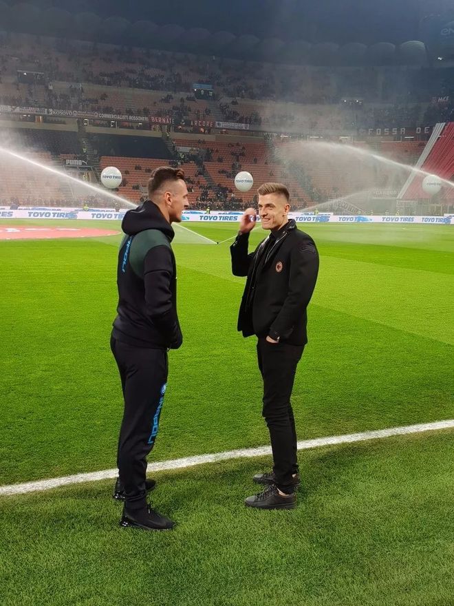 多特蒙德训练开放日,窗口期复出首秀引观众欢呼,意甲在即,医务组通报恢复  多特蒙德训练开放日,窗口期复出首秀引观众欢呼,意甲在即,医务组通报恢复