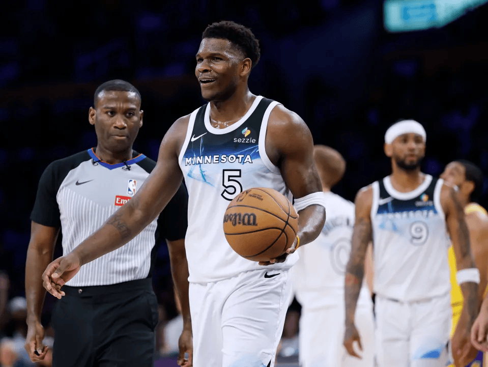 里程碑夜！费城76人官宣签约，中超加时末段刷纪录，管理层满意，细节决定成败的简单介绍